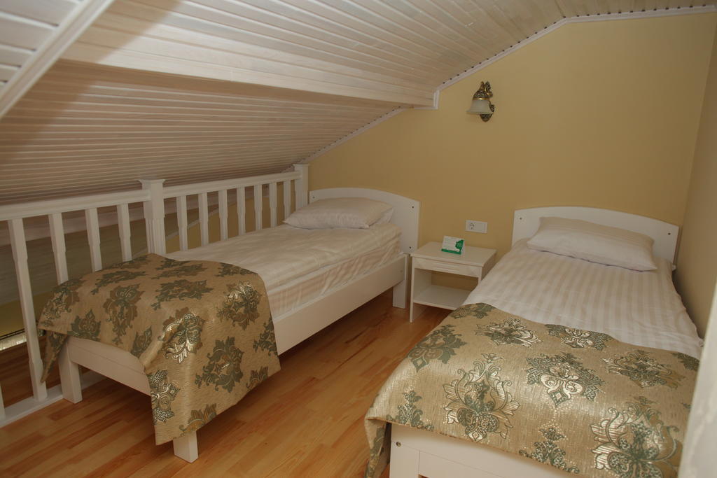 Fontush Boutique Hotel Ivano-Frankivszk Szoba fotó