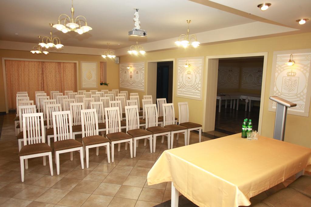Fontush Boutique Hotel Ivano-Frankivszk Kültér fotó